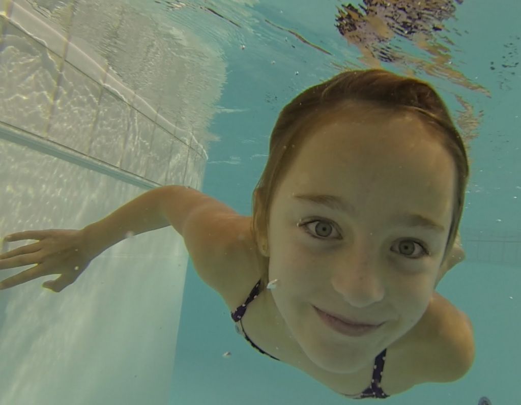 Μάτια: Τι κινδύνους κρύβουν τα μακροβούτια