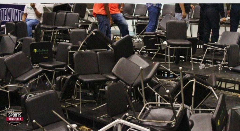Τρομερά επεισόδια σε αγώνα μπάσκετ στη Βενεζουέλα
