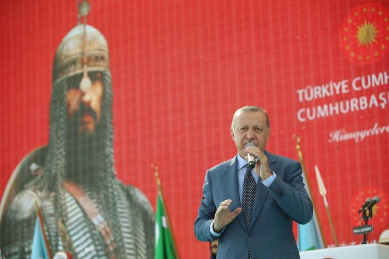 Ερντογάν: Ειρήνη και ασφάλεια στη Συρία με την εξάλειψη τρομοκρατικών οργανώσεων