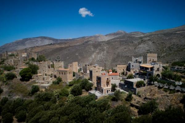 Μάνη: Ο Θοδωρής Βουτσικάκης συναντάει τη Λίνα Νικολακοπούλου