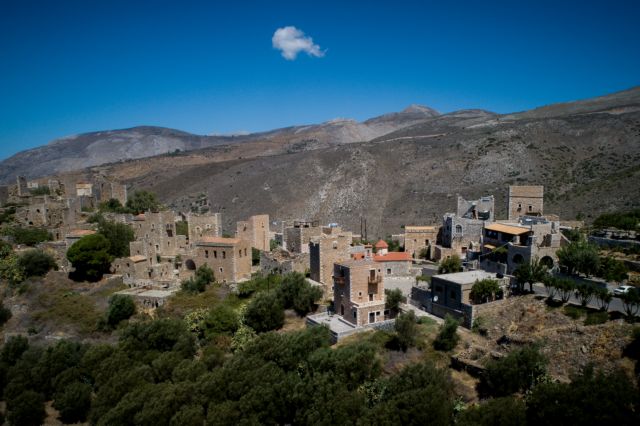 Μάνη: Ο Θοδωρής Βουτσικάκης συναντάει τη Λίνα Νικολακοπούλου