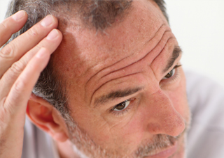Τι μπορεί να «κρύβουν» οι ρυτίδες στο μέτωπο