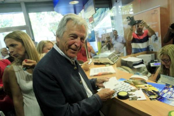 Κώστας Γαβράς : Σας διαβεβαιώ είμαι πάρα πολύ καλά