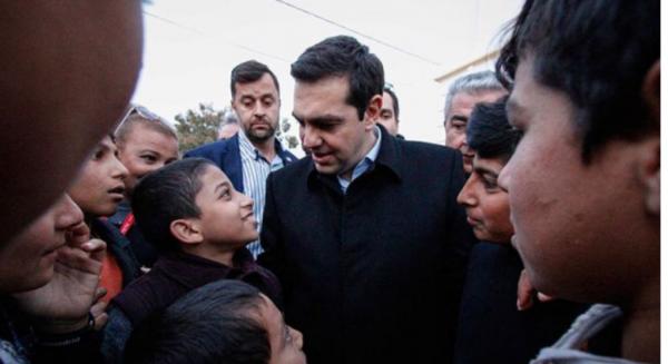 Οι πρόσφυγες, θύματα στο παζάρι Τσίπρα – Μέρκελ