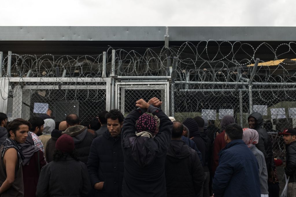 Μόρια: 10.000 εγκλωβισμένοι πρόσφυγες ξεχασμένοι από την κυβέρνηση