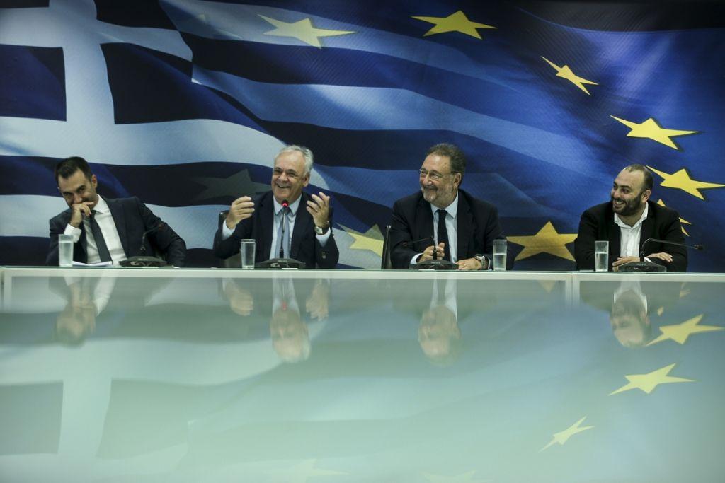 «Υπουργείο Επενδύσεων» για τον Δραγασάκη το υπουργείο Οικονομίας