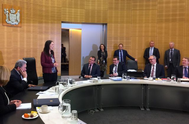 Νέα Ζηλανδία: Επιστρέφει στα καθήκοντά της η πρωθυπουργός Γ. Άρντερν