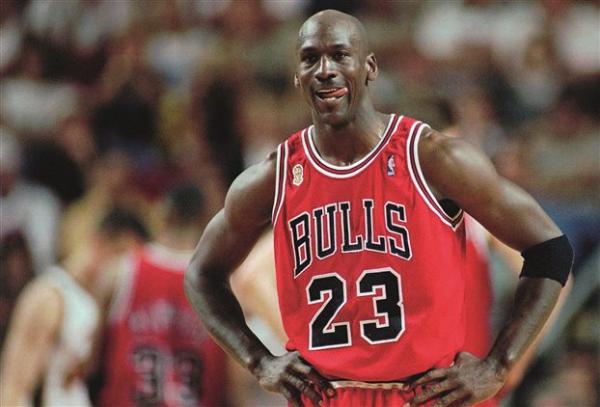 O Τζόρνταν στηρίζει ΛεΜπρον Τζέιμς στη διαμάχη του με τον Τραμπ