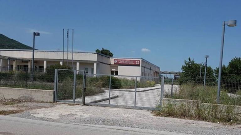 Αφησε την τελευταία του πνοή έξω από το κλειστό Κέντρο Υγείας στα Καμένα Βούρλα