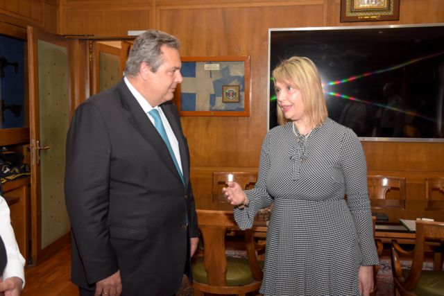 Συνάντηση Καμμένου – Παπακώστα το μεσημέρι