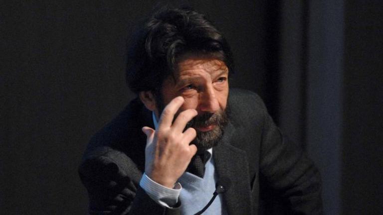 Μάσσιμο Κατσιάρι: Η πραγματική πρόκληση θα είναι οι επόμενες Ευρωεκλογές