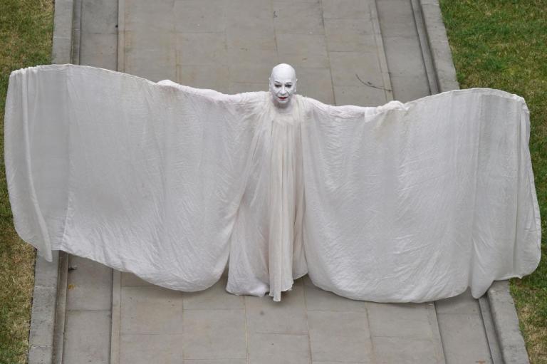 Λίντσεϊ Κεμπ : Πέθανε o άνθρωπος που έμαθε στον Μπάουι να χορεύει