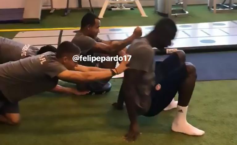 «Kiki challenge» και στο Ρέντη