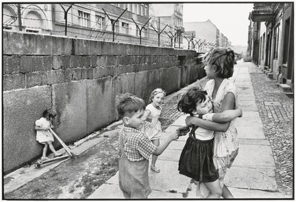 Η εφηβεία, ο έρωτας και ο Μποντλέρ