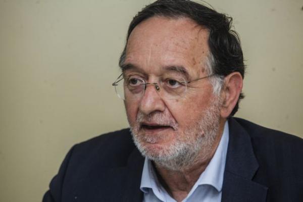 Λαφαζάνης: Οι τράπεζες αντί να χρηματοδοτούν την οικονομία, εκπλειστηριάζουν τα σπίτια