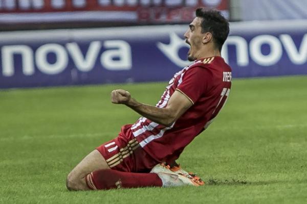 Λάζαρος… λαμπρός οδηγεί τον Ολυμπιακό