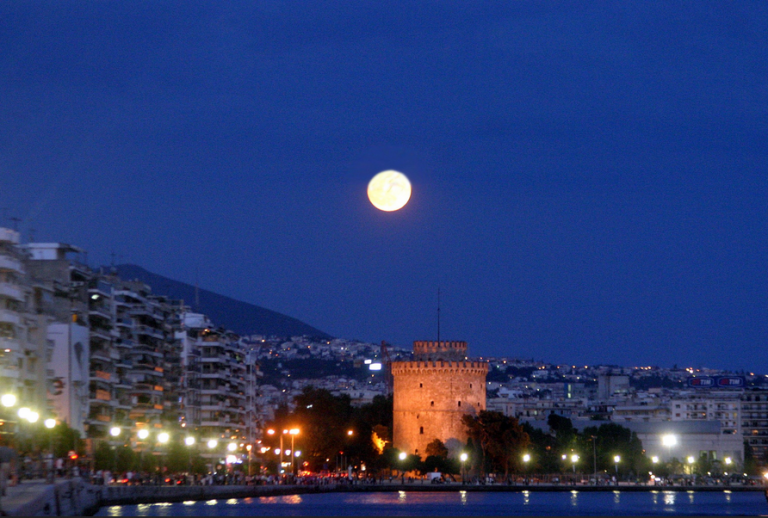 Λευκός Πύργος, ένα νοερό ταξίδι στο παρελθόν