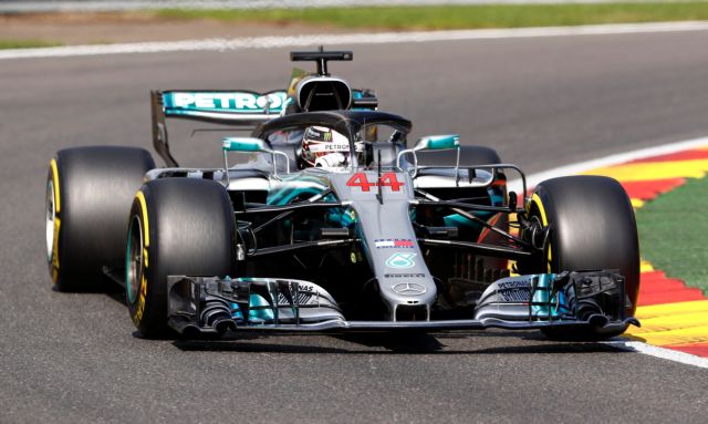 Τρομερή pole του Χάμιλτον στο βροχερό Σπα