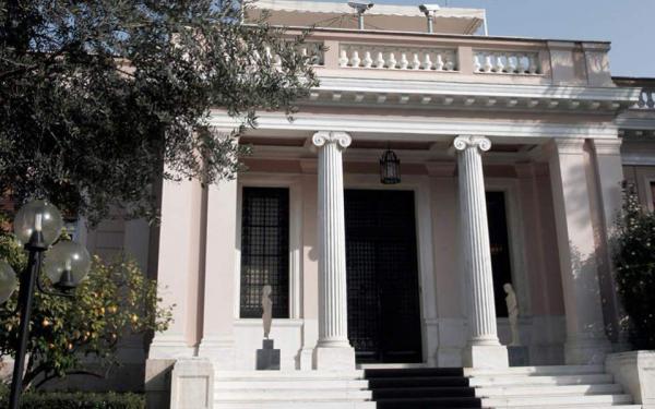 Οδηγός επιβίωσης της κυβέρνησης με μπουλντόζες και παροχές