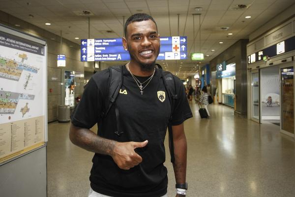 Στην Αθήνα για την ΑΕΚ ο Ρατάν Μέις