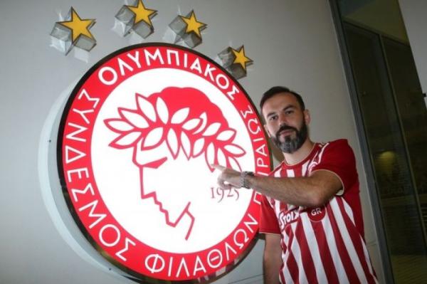 Νάτχο : Ο Ολυμπιακός έδειξε τη μεγαλύτερη επιθυμία, με προορίζει για παίκτη-ηγέτη