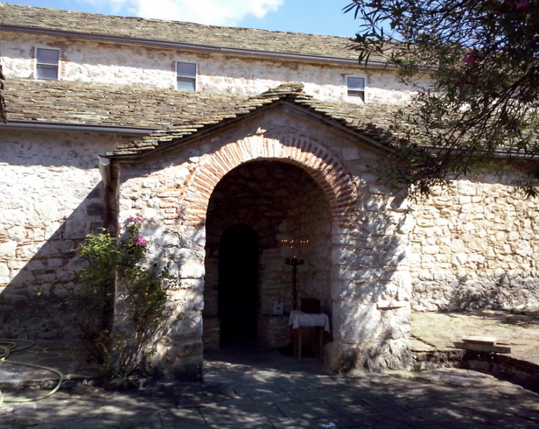 Νησί Ιωαννίνων:  Οι Φιλανθρωπηνοί και οι Στρατηγόπουλοι