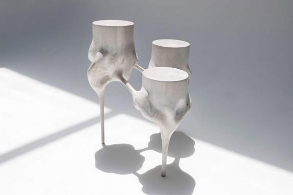 Έργα τέχνης ή έπιπλα;