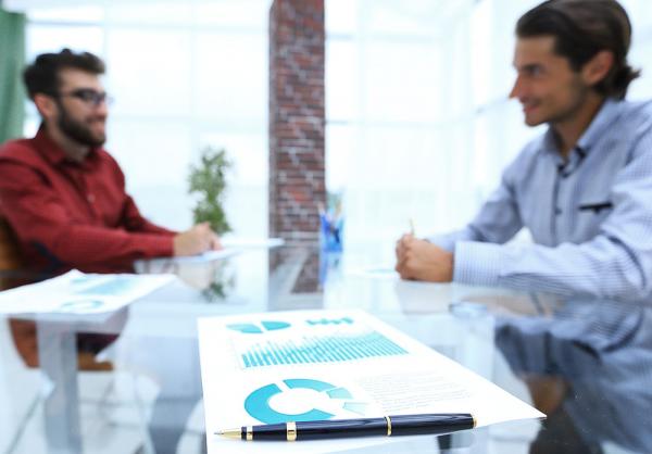 Πρακτική άσκηση σε πολυεθνικούς ομίλους