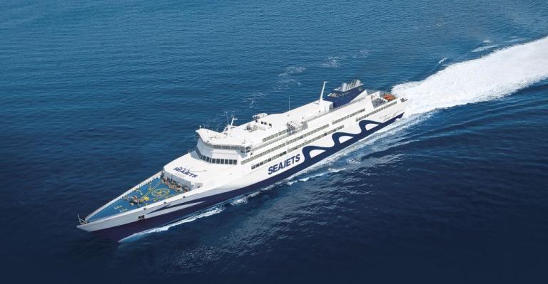 Παραμένει δίπλα στους πυρόπληκτους το Tera Jet