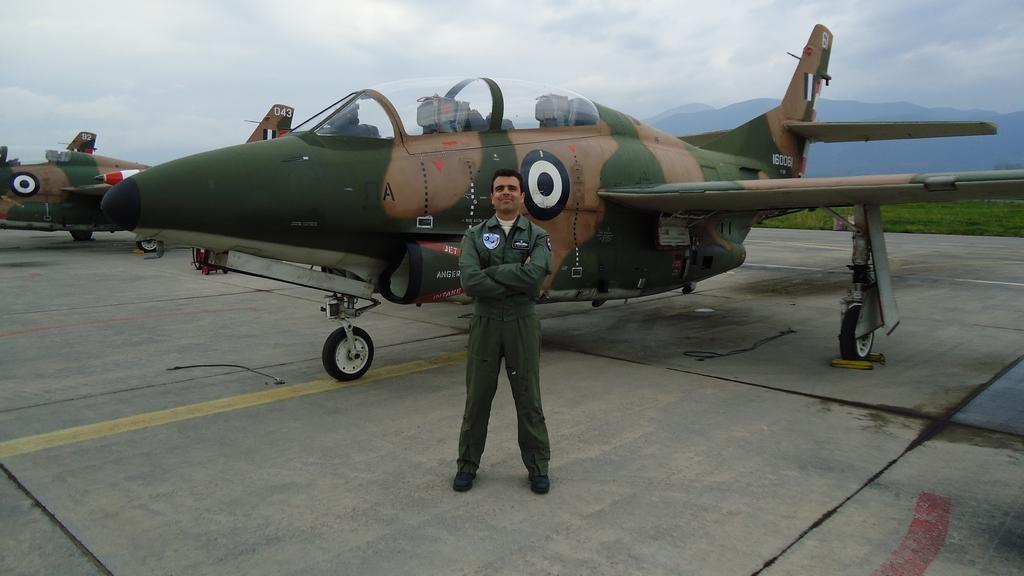 Συνεχίζονται οι έρευνες για τα αίτια της πτώσης του εκπαιδευτικού αεροσκάφους