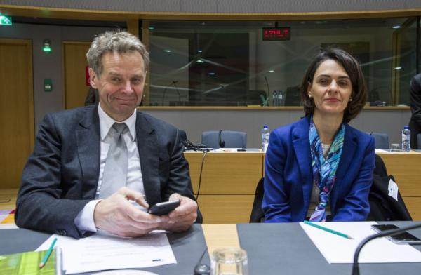 Γιατί (δεν) χαίρεται ο κόσμος και (δεν) χαμογελά;