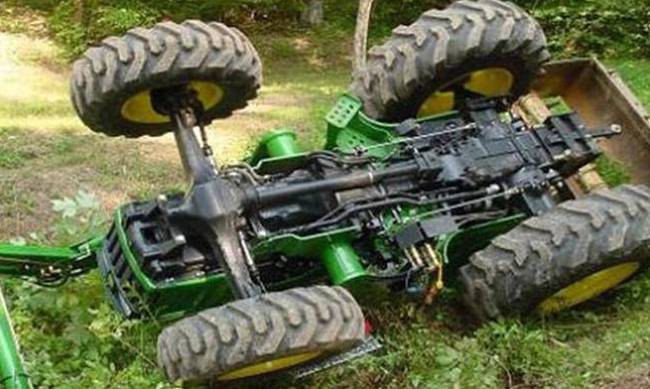 Σέρρες: Νεκροί αγρότες που καταπλακώθηκαν από τα τρακτέρ τους