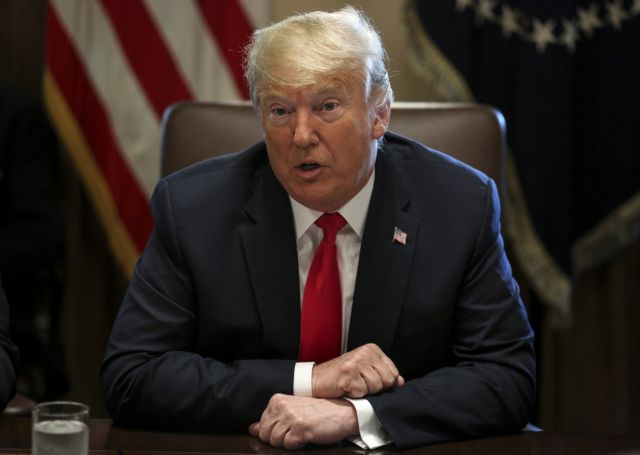 Στο Παρίσι τον Νοέμβριο ο Τραμπ – Mαταίωσε τη στρατιωτική παρέλαση