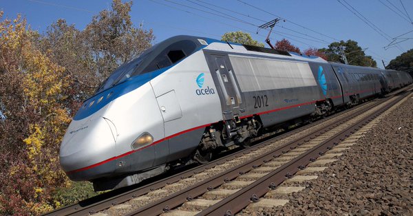 Εκτροχιασμός επιβατικού τρένου στην Ουάσινγκτον