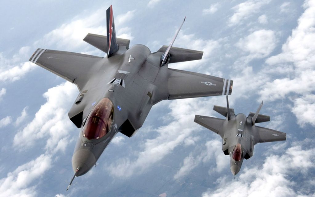 O Τραμπ «κλειδώνει» το εμπάργκο στα F-35 για την Τουρκία