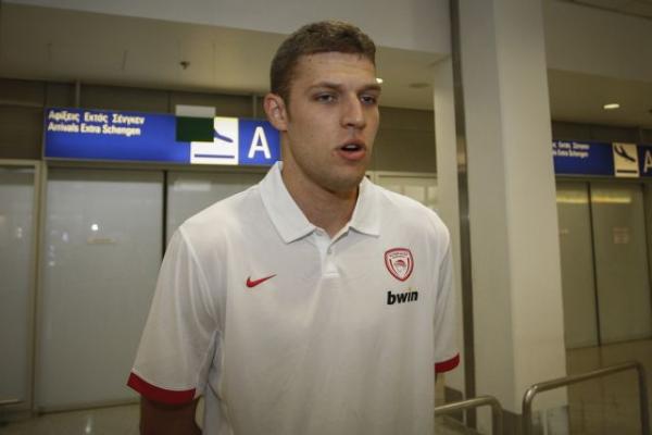 Βεζένκοφ : Να κατακτήσω όσο περισσότερους τίτλους μπορώ