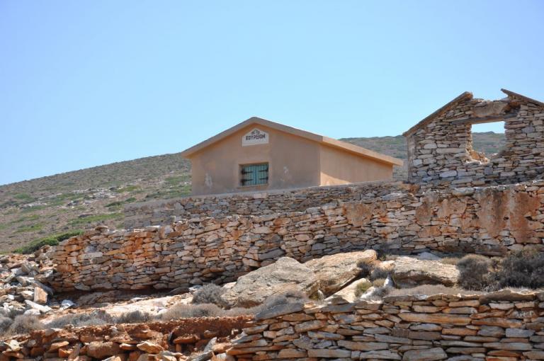 Για αυτοψία στην Μακρόνησο το ΥΠΕΝ και το Υπουργείο Πολιτισμού