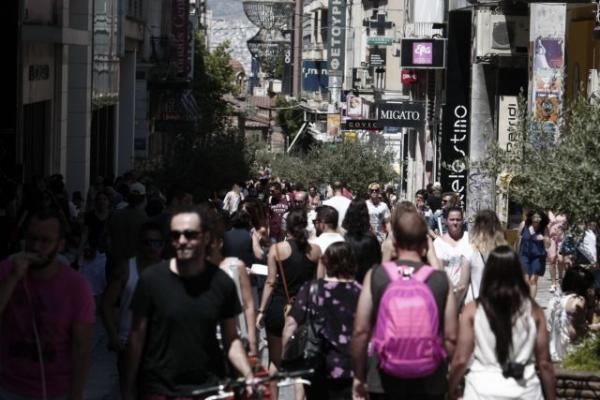 Reuters : Τα μνημόνια τελειώνουν αλλά οι πληγές παραμένουν ανοιχτές