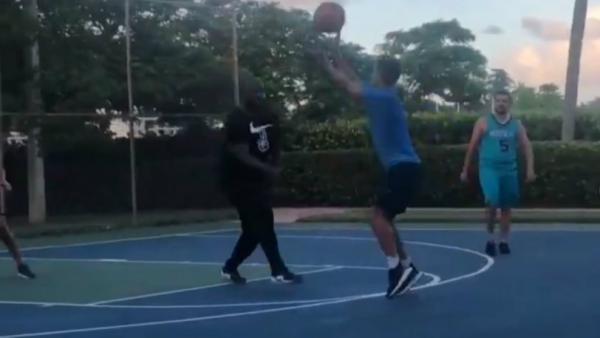 Ο Γκριεζμάν χειρίζεται το ίδιο καλά και την «σπυριάρα»