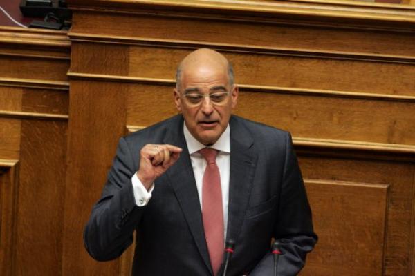 Δένδιας : «Εξαιρετικά καθυστερημένη» η αντίδραση της κυβέρνησης στην πυρκαγιά