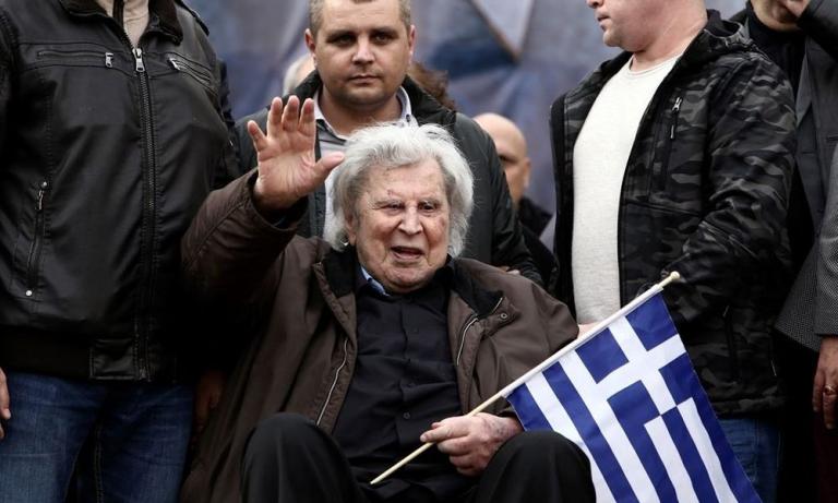 Ευχές για ταχεία ανάρρωση από το ΚΚΕ στον Μίκη Θεοδωράκη