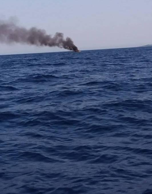 Φωτιά σε σκάφος στους Παξούς