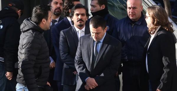 Βολές Αγκυρας για το άσυλο στον τούρκο αξιωματικό