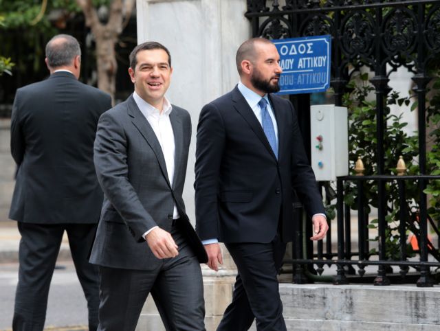 Ο Τζανακόπουλος ομολογεί ότι ο ΣΥΡΙΖΑ ήθελε Σαμαράς και Βενιζέλος να κάνουν τη «βρώμικη δουλειά»