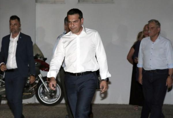 Οργή κατά Τσίπρα στο Twitter μετά την παραίτηση Τόσκα