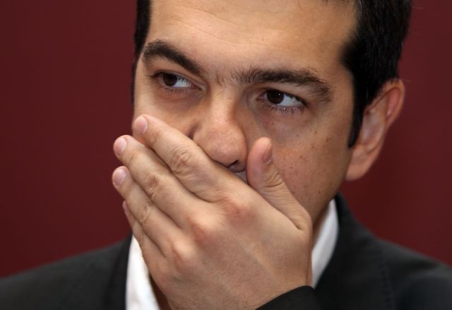 Οι ξένοι άρχισαν τις ερωτήσεις για τη σταθερότητα της κυβέρνησης