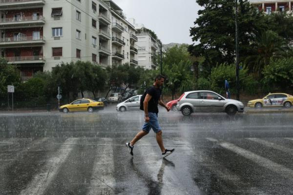Κλειστά τα σχολεία σε Μύκονο, Τήνο και Άνδρο λόγω της κακοκαιρίας
