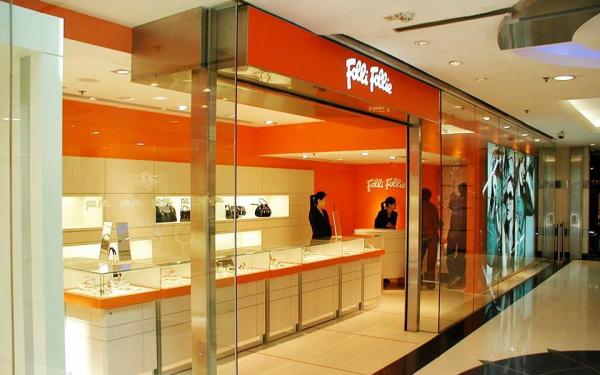 Ακόμη δύο μήνες προστασία για τη Folli Follie