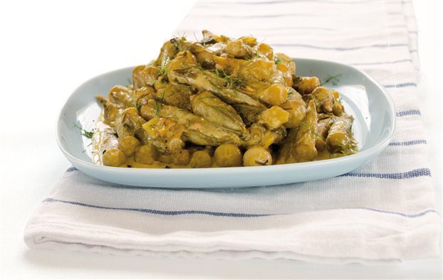 Μπάµιες µε κρόκο Κοζάνης και γιαούρτι