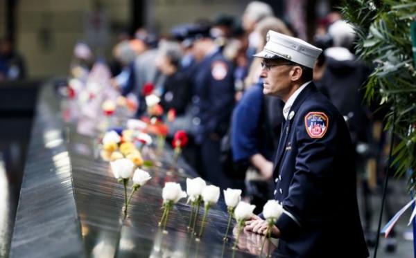 Οι Νεοϋορκέζοι τίμησαν τη μνήμη των θυμάτων της 11ης Σεπτεμβρίου